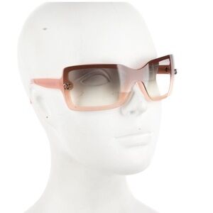 Interlocking CC Logo shield Chanel sunglasses